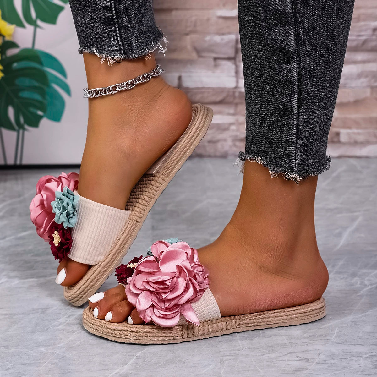 Women's Fashionable Multi-Color Large Flower Student Vacation Beach Lightweight Non-Slip Wear-Resistant Flat Slippers