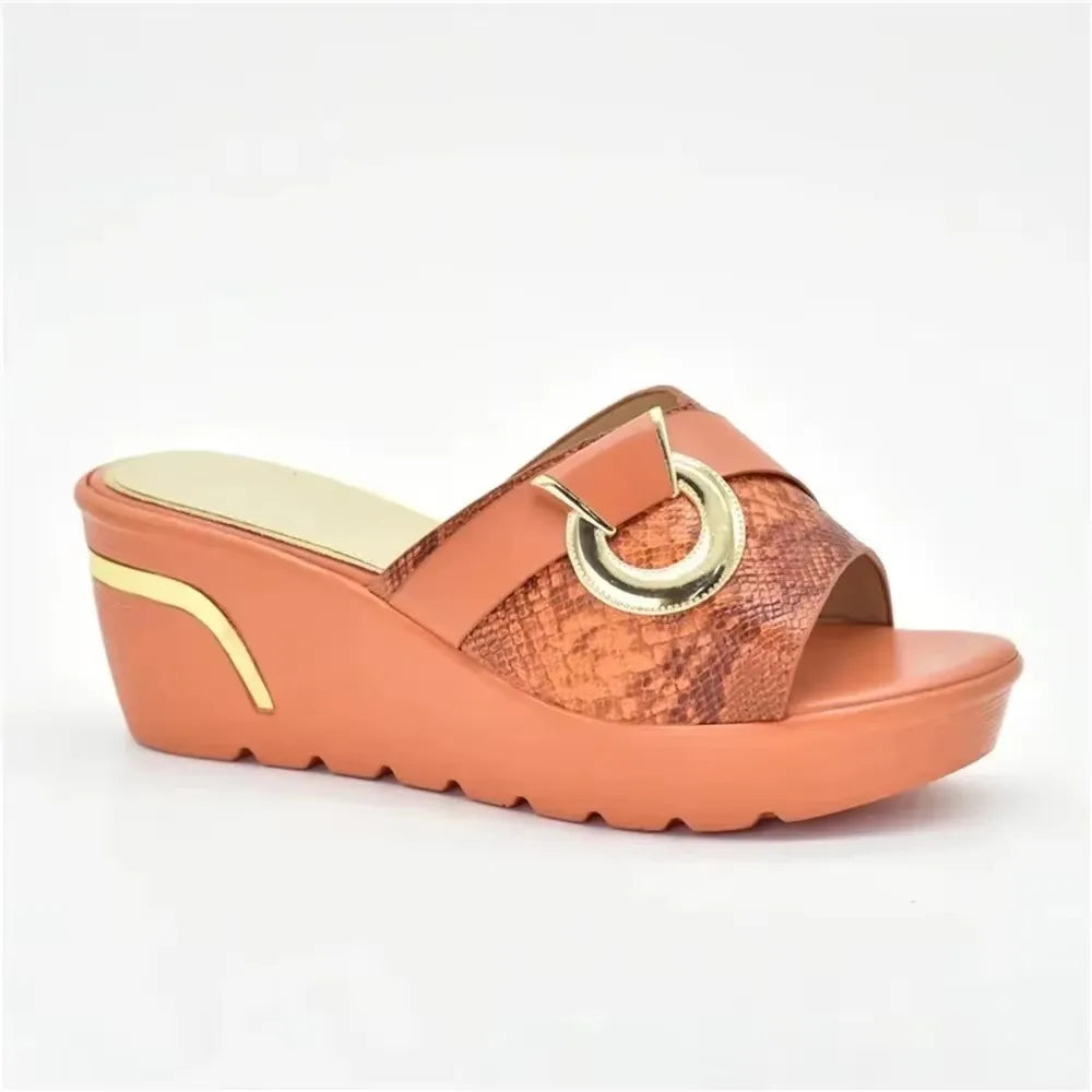 Latest Design African Party Shoes Decorated with Metal Wedding Shoes for Women Bride Wedges Shoes for Women Luxury Shoes