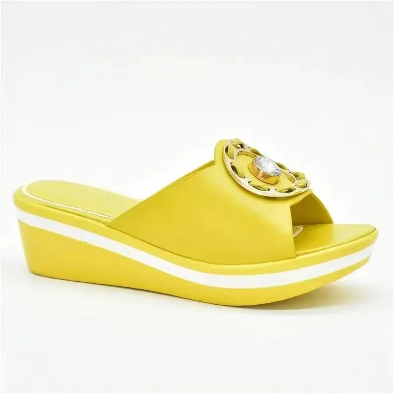 Latest Design African Party Shoes Decorated with Metal Wedding Shoes for Women Bride Wedges Shoes for Women Luxury Shoes