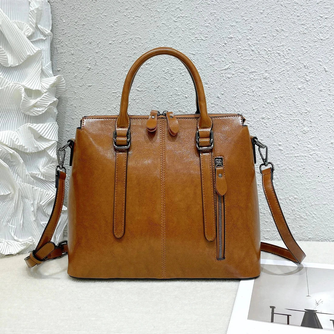 Women Shoulder Cross body Handbag Top Handle Bag Genuine Leather Casual Designer Lady Female Oil Wax Cowhide Messenger Tote Bag
