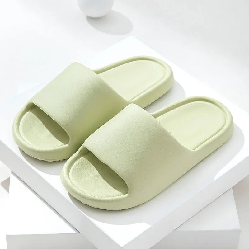 New Soft Women's Spring/Summer Cool Slippers Indoor Home Cool Slippers Breathable and Lightweight Home Couple Cool Slippers